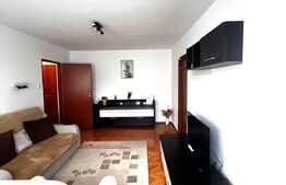 Apartament 3 camere, 61mp, zona Astra