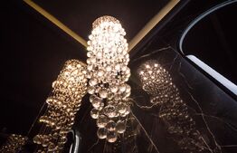 Exclusivitate, casa insiruita, 95 mp, curte 40 mp, ultralux, parcare subterana, zona Terra