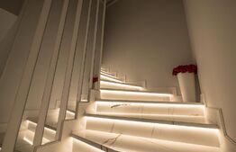 Exclusivitate, casa insiruita, 95 mp, curte 40 mp, ultralux, parcare subterana, zona Terra