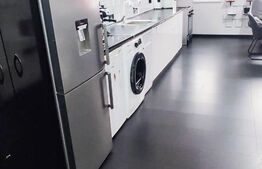 Apartament 3 camere, 58mp, intermediar,  parcare subterana, balcon, zona BMW