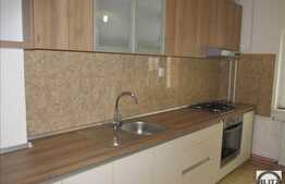 3 camere, 66 mp, parter, boxa, zona strazii Rapsodiei