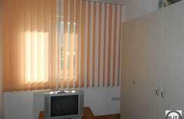 Apartament 2 camere, 40 mp, balcon inchis, zona Florilor! Pozitionare sudica!