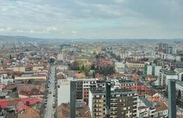 Apartament 2 camere, semidecomandat, etaj intermediar, Orientare Estica 