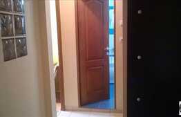 3 camere, 63 mp, decomandat, la cateva minute de sensul giratoriu! Cu parcare!