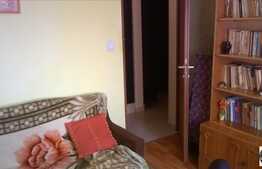 3 camere, 63 mp, decomandat, la cateva minute de sensul giratoriu! Cu parcare!