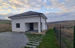 Casa individuala, 4 camere, 120 mp, zona Campenesti 