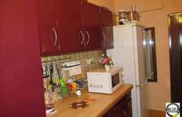 Apartament 2 camere, 44 mp, decomandat, etaj intermediar, loc de parcare!