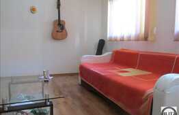 Vanzare apartament 2 camere, 40 mp utili, boxa, zona Piata Unirii