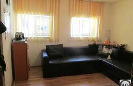 Vanzare apartament 2 camere, 40 mp utili, boxa, zona Piata Unirii