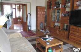 2 camere, 65 mp, decomandat, terasa, 2 boxe, zona centrala