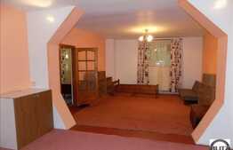 2 camere, 75 mp, imobil tip casa/vila, zona strazii Decebal