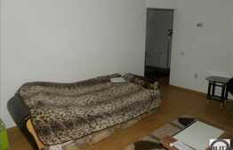 Vanzare 1 camera, 39 mp, balcon, zona strazii Florilor! Parcare cu CF! Mobilat!