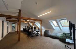 Spatiu Birouri: 2 camere mobilat 170 mp + spatiu comun 750 mp, Central