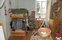 3 camere, 93 mp, boxe la subsol, zona Piata Mihai Viteazu!