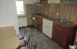 4 camere, 80 mp, decomandat, garaj, zona strazii Plopilor!