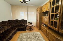 Apartament 3 camere decomandate, 64 mp, balcon, zona Aurel Vlaicu