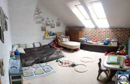 3 camere, 140 mp, 3 terase, parcare, garaje, boxa, A.C., zona Oncos, Buna Ziua