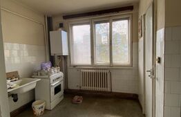 Apartament de 3 camere, cu balcon in Gheorgheni