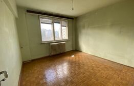 Apartament de 3 camere, cu balcon in Gheorgheni