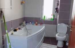 Apartament 3 camere, 80 mp utili, imobil nou, parcare, zona Oncos