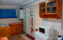 2 camere, 45,7 mp, garaj, zona strazii Mircea Zaciu!