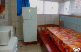 2 camere, 45,7 mp, garaj, zona strazii Mircea Zaciu!