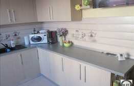 3 camere, 68 mp, 2 balcoane, loc de parcare si boxa, zona Profi