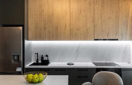 Apartament de 2 camere, etaj intermediar, finisat, mobilat lux, zona Semicentrala