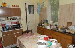 1 camera, 42,97 mp, decomandat, curte, zona strazii Crisan!