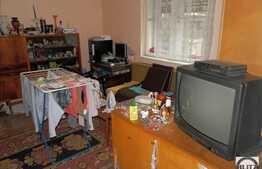 1 camera, 42,97 mp, decomandat, curte, zona strazii Crisan!