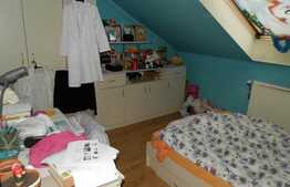 5 camere decomandate, 177 mp, mansarda, zona Dorobantilor