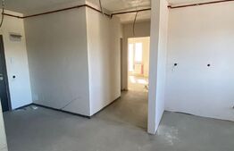 Apartament cu 3 camere, 70mp + 22mp terasa, etaj intermediar, orientat S-E, zona Regal