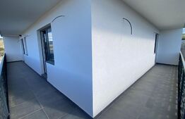 Apartament cu 3 camere, 70mp + 22mp terasa, etaj intermediar, orientat S-E, zona Regal