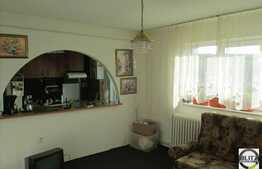 De vanzare 4 camere, 72 mp utili, loc de parcare, zona strazii Mehedinti