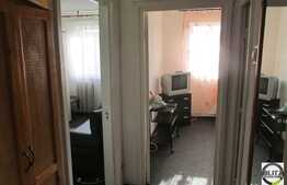 De vanzare 4 camere, 72 mp utili, loc de parcare, zona strazii Mehedinti