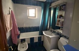 Apartament cu 2 camere decomandat, 54 mp, cu garaj, zona Regal