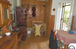 3 camere, 100 mp utili+teren de 250 mp, loc de parcare, boxa, central!