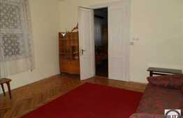 3 camere, 100 mp utili+teren de 250 mp, loc de parcare, boxa, central!