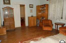 3 camere, 100 mp utili+teren de 250 mp, loc de parcare, boxa, central!