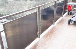 Apartament 3 camere, bucatarie separat, 2 bai, 67mp, garaj, boxa, zona Stejarului