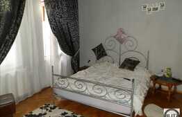 3 camere, semidecomandat, 96 mp utili, zona centrala