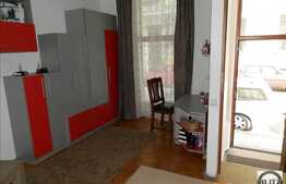 3 camere, semidecomandat, 96 mp utili, zona centrala