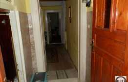 2 camere, 58 mp, parcare, zona Bulevardului 21 Decembrie!