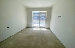 Apartament 3 camere 68 mp utili, terasa 40 mp, garaj, Sopor
