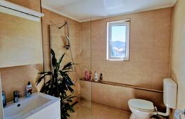 Apartament 4 camere, 2 nivele, 4 camere, parcare, zona Stadionului