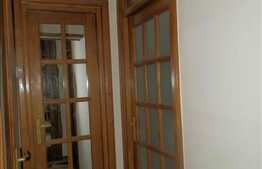 3 camere, 73 mp utili, decomandat, boxa, zona strazii Dorobantilor