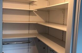 Apartament 3 camere finisat mobilat, 64 mp, 2 parcari, boxa, zona Fagului 