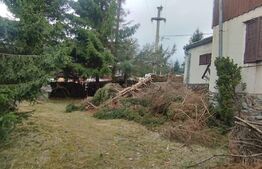 Oportunitate de investitie! Casa/cabana in Statiunea Muntele Baisorii