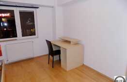 4 camere, 100 mp, decomandat, mobilat modern, zona Piata Cipariu