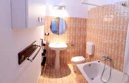 2 camere, 60 mp, mobilat modern, AC, semineu, zona strazii Decebal